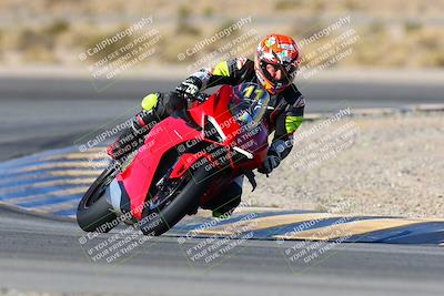 media/Jan-09-2022-SoCal Trackdays (Sun) [[2b1fec8404]]/Turn 11 (935am)/